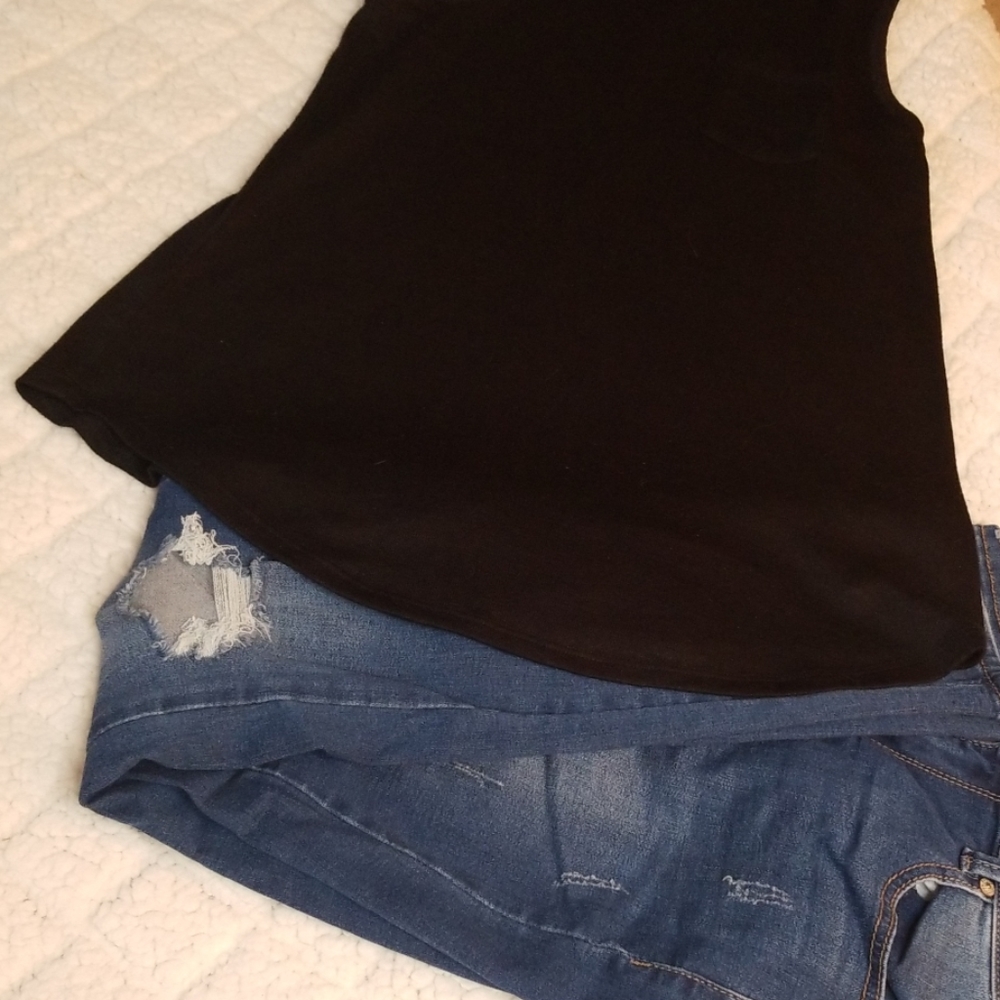 MERONA SLEEVELESS TOP - Picture 3 of 5
